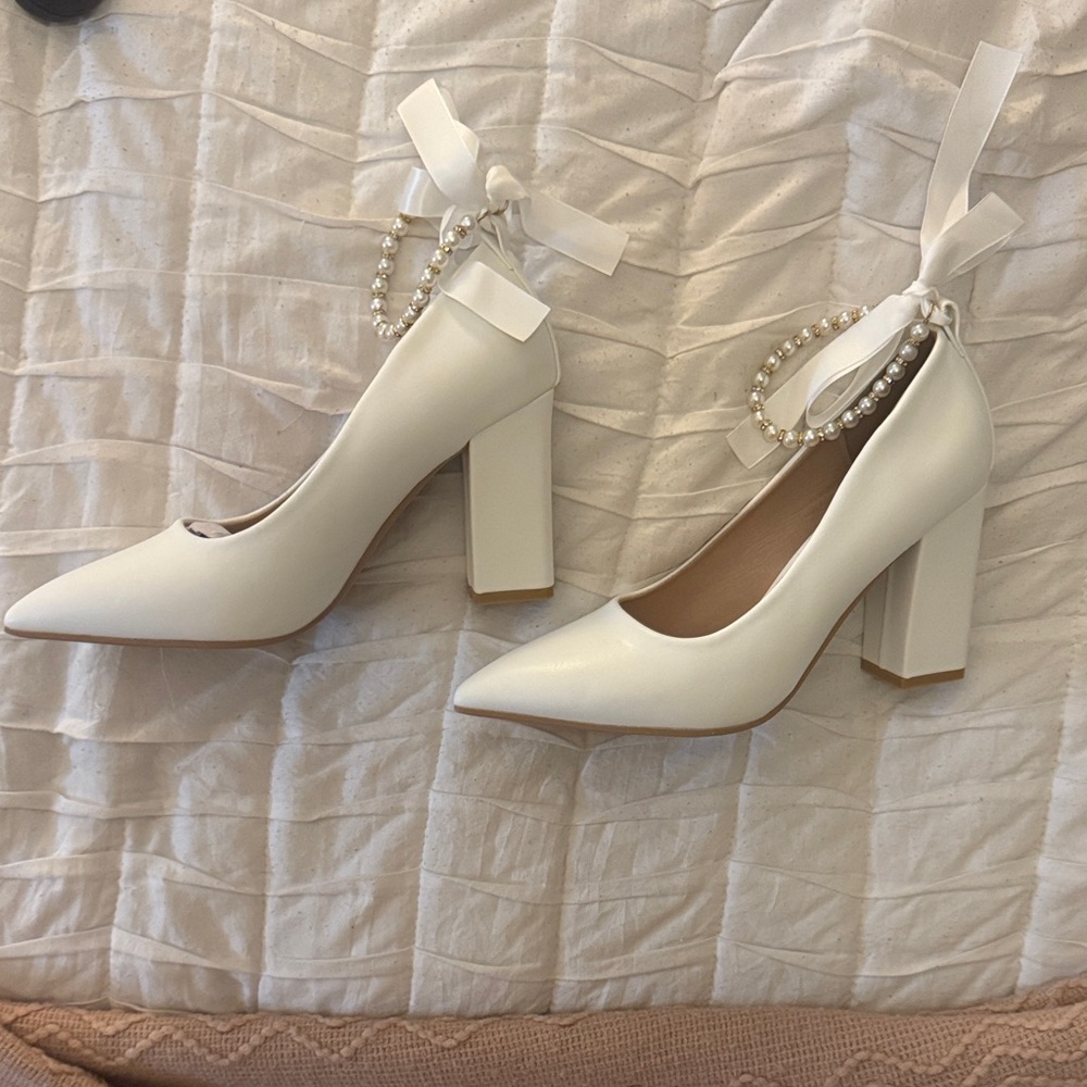 Elegant White Block Heel Women's Shoes